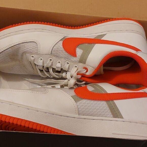 Nike Air Force 1 Lv8